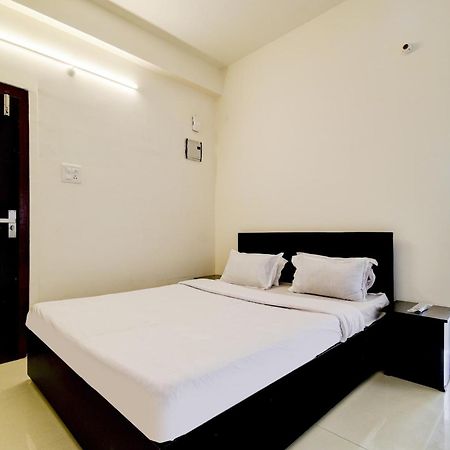 Hotel O Home Cozy Home Guwahati Esterno foto