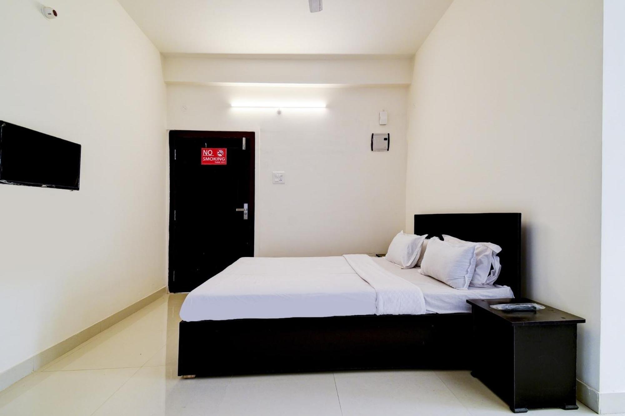 Hotel O Home Cozy Home Guwahati Esterno foto