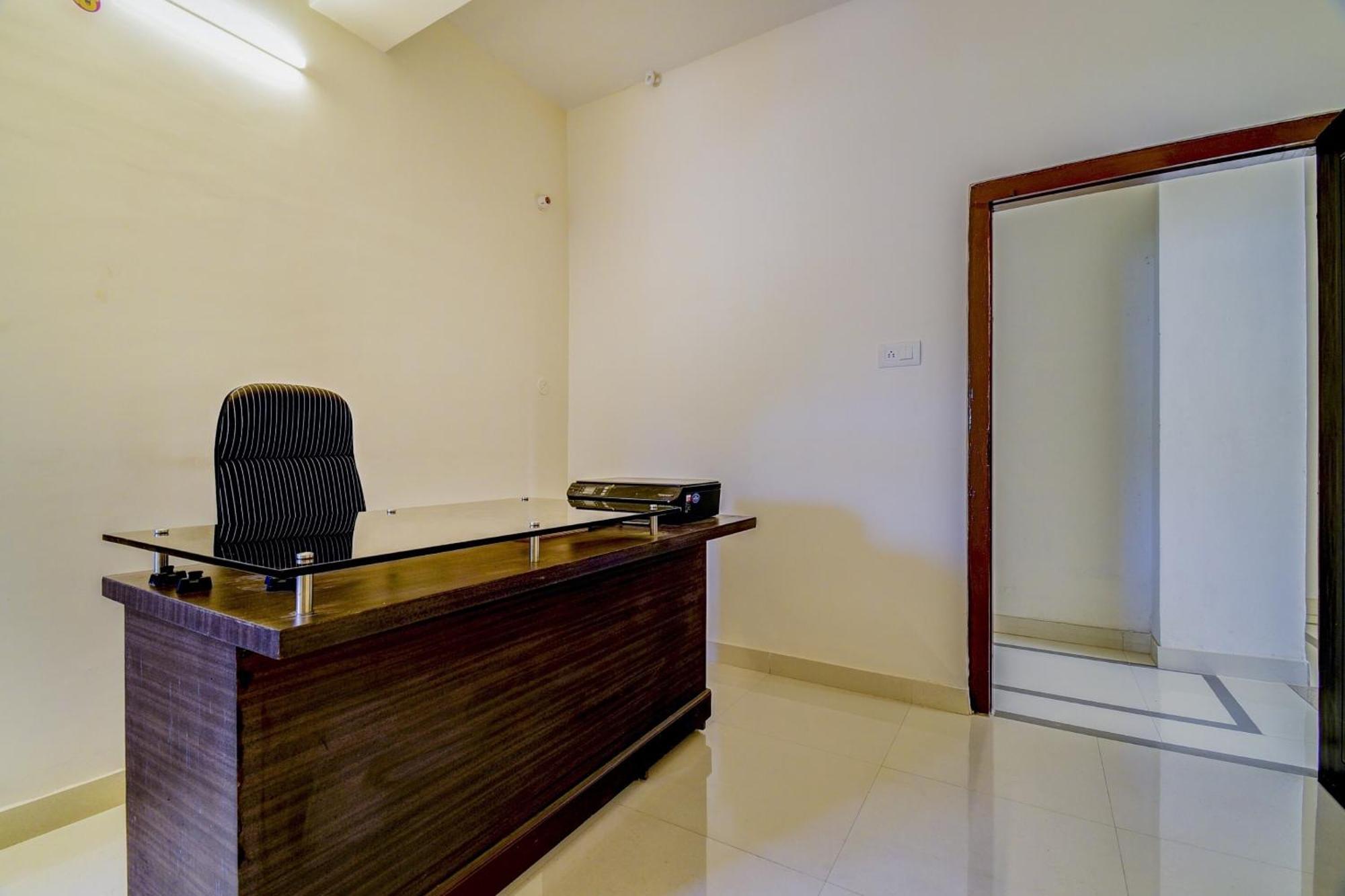 Hotel O Home Cozy Home Guwahati Esterno foto
