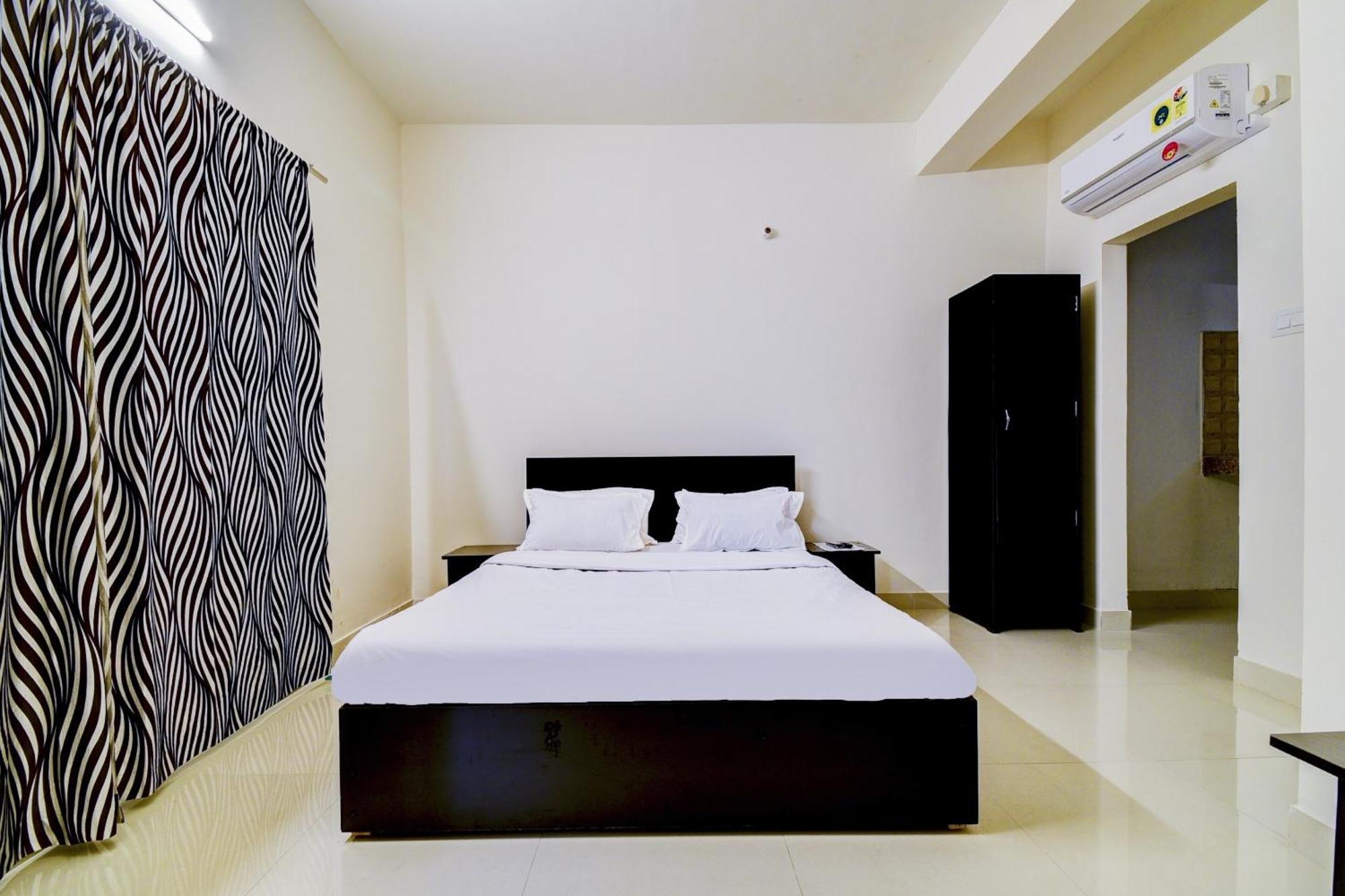 Hotel O Home Cozy Home Guwahati Esterno foto