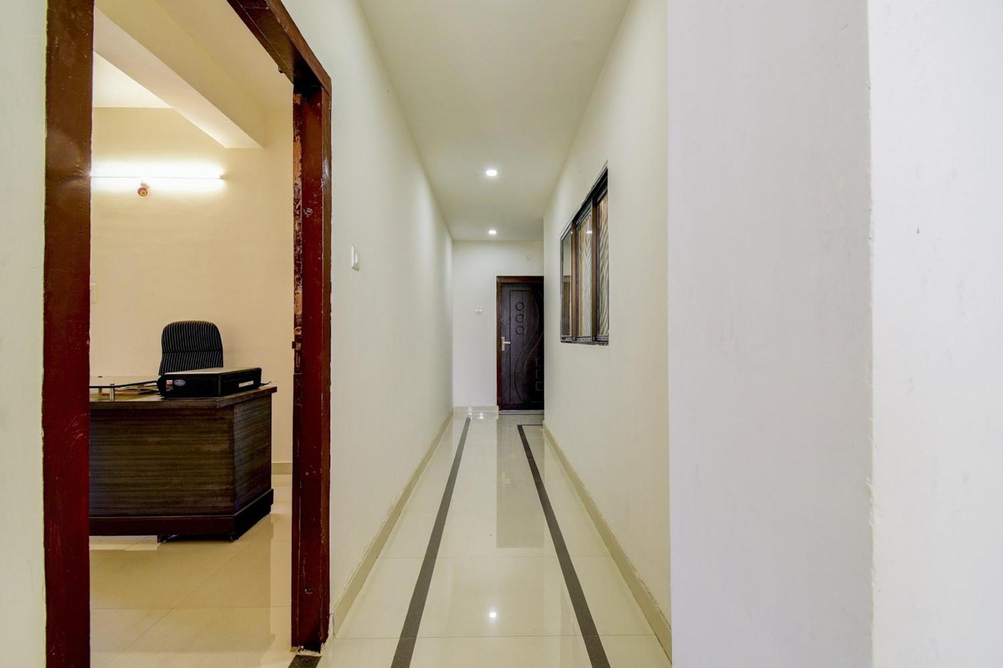 Hotel O Home Cozy Home Guwahati Esterno foto